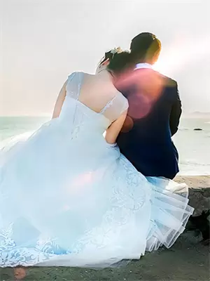 爱意似星海，流光刹那间